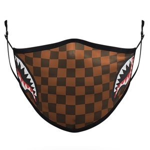 Sprayground Sharks in Paris Side Shark